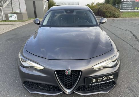 Alfa Romeo Giulia, 2017