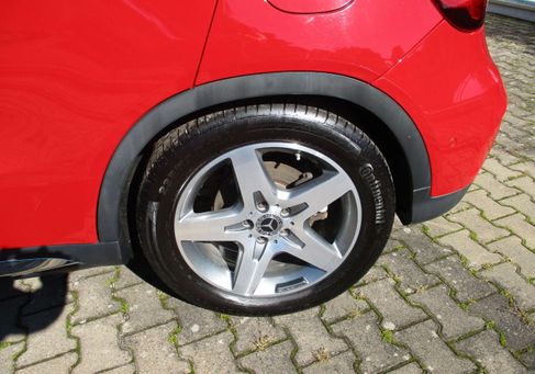 Mercedes-Benz GLA 200, 2019