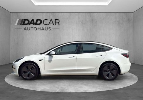 Tesla Model 3, 2023 3