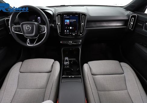 Volvo XC40, 2024 2