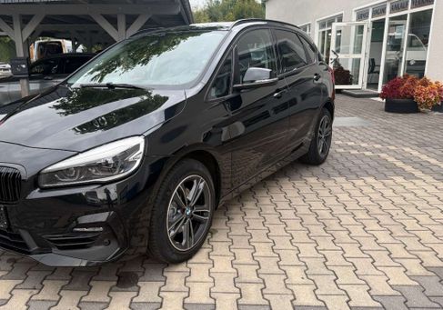 BMW 218, 2019 3