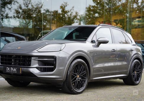 Porsche Cayenne, 2024