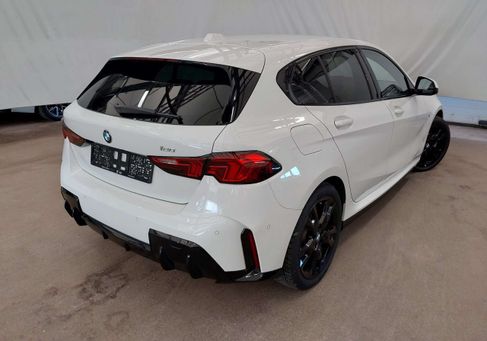 BMW 120, 2025