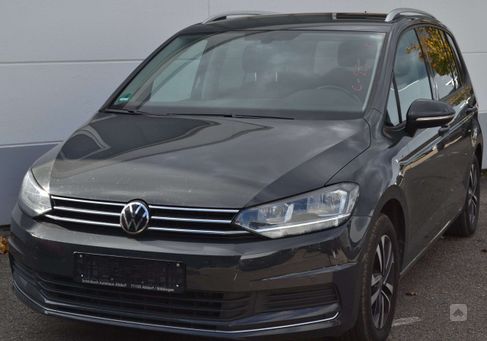 Volkswagen Touran, 2021