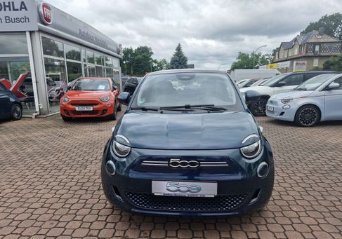 Fiat 500, 2022