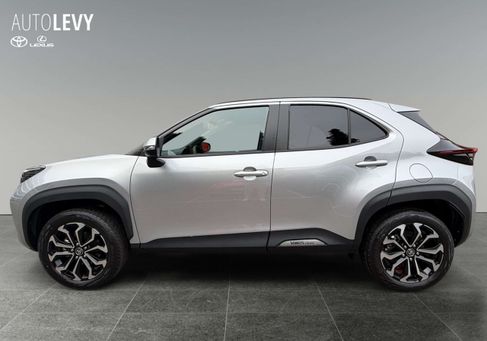 Toyota Yaris Cross, 2025 3