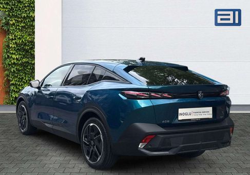 Peugeot 408, 2025