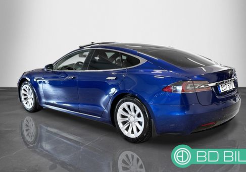 Tesla Model S, 2020 3