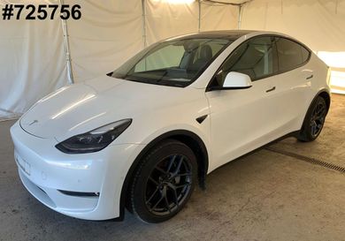 Tesla Model Y, 2022