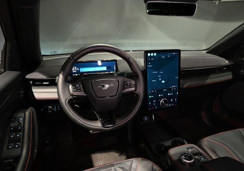 Ford Mustang Mach-E, 2022 2