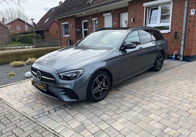 Mercedes-Benz E 300, 2022
