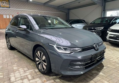 Volkswagen Golf, 2025