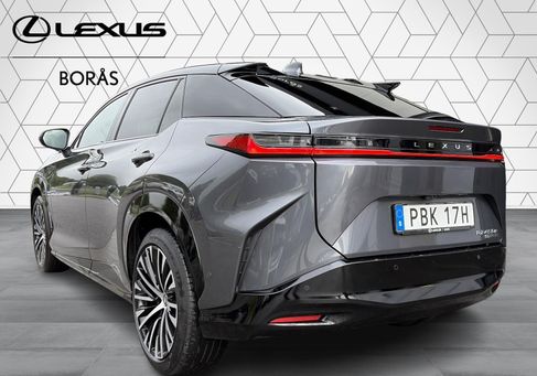 Lexus, 2023