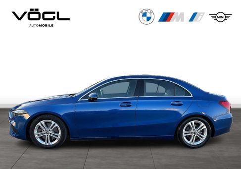 Mercedes-Benz A 220, 2024