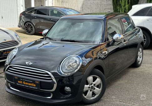 MINI ONE, 2018