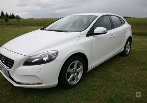 Volvo V40, 2013