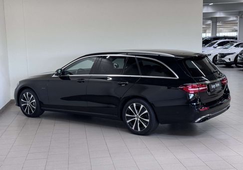 Mercedes-Benz E 300, 2021 3