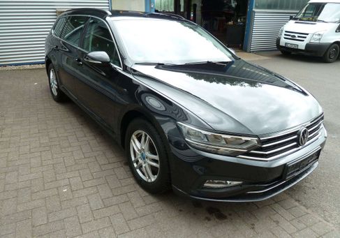 Volkswagen Passat Variant, 2023 3