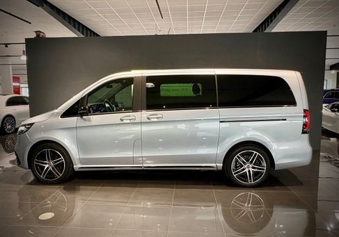 Mercedes-Benz V 300, 2025 2