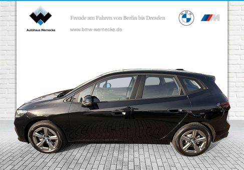 BMW 216, 2024