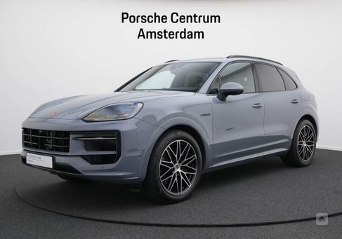 Porsche Cayenne, 2023