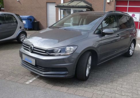 Volkswagen Touran, 2018 3