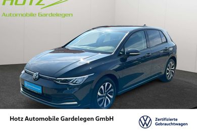 Volkswagen Golf, 2023