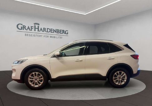 Ford Kuga, 2021