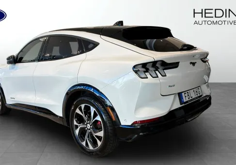 Ford Mustang Mach-E, 2021 2