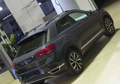 Volkswagen T-Roc, 2021