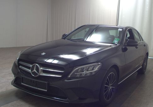 Mercedes-Benz C 300, 2020