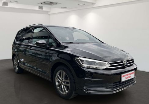 Volkswagen Touran, 2022 3