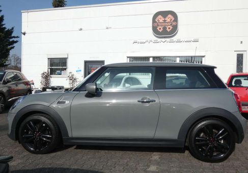 MINI ONE, 2020