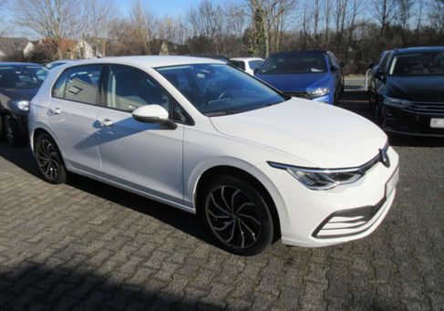 Volkswagen Golf, 2022 3