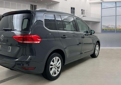 Volkswagen Touran, 2023 3