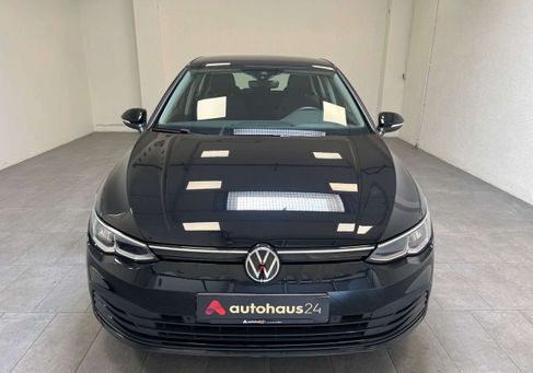 Volkswagen Golf, 2023