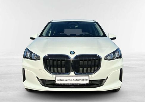 BMW 216, 2024