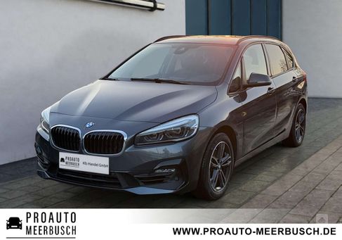 BMW 220, 2021