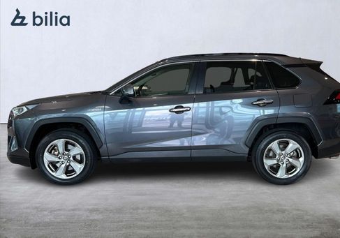 Toyota RAV 4, 2019 3