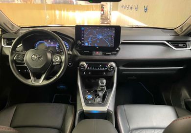 Toyota RAV 4, 2023