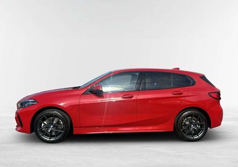 BMW 120, 2023