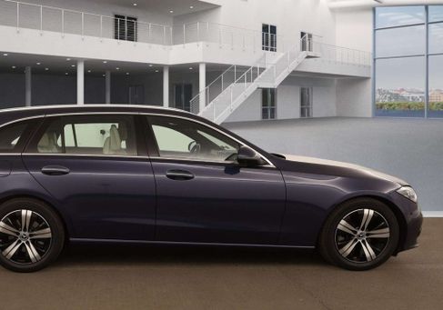 Mercedes-Benz C 300, 2023 3