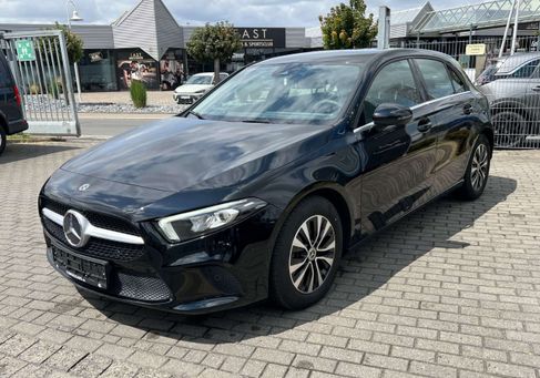 Mercedes-Benz A 180, 2023