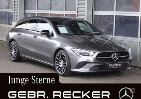 Mercedes-Benz CLA 200, 2021