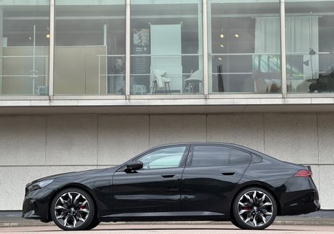 BMW 530, 2026