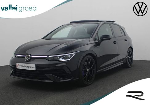 Volkswagen Golf, 2022