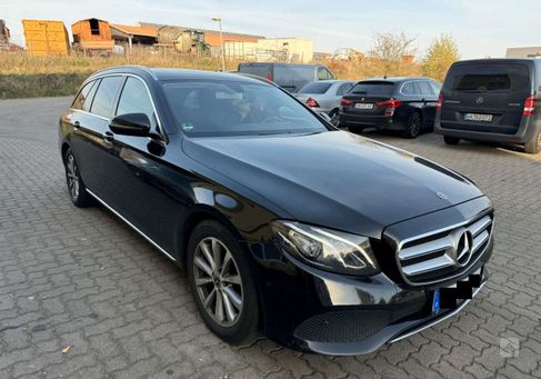 Mercedes-Benz E 200, 2017