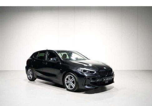 BMW 1 Serija, 2021