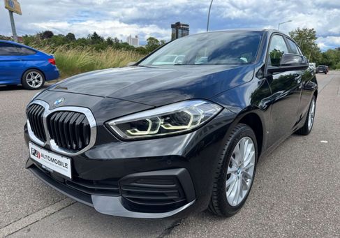 BMW 120, 2023 2