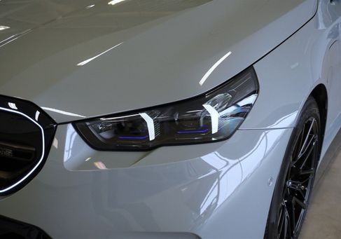 BMW M5, 2025 3
